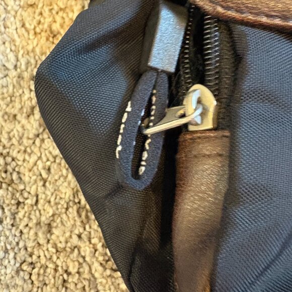 Derek Alexander Crossbody Purse Black Nylon Material Brown Trim - Picture 7 of 16